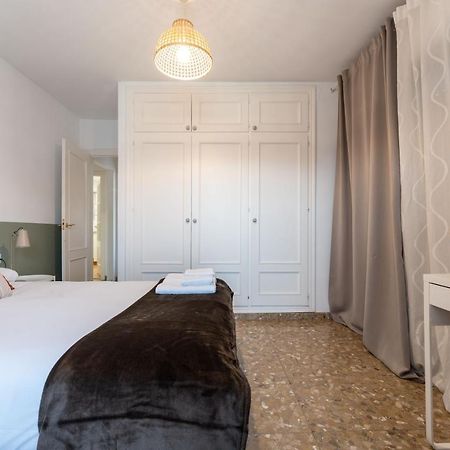 Claveles Apartment By Bossh! Apartments Malaga Ngoại thất bức ảnh