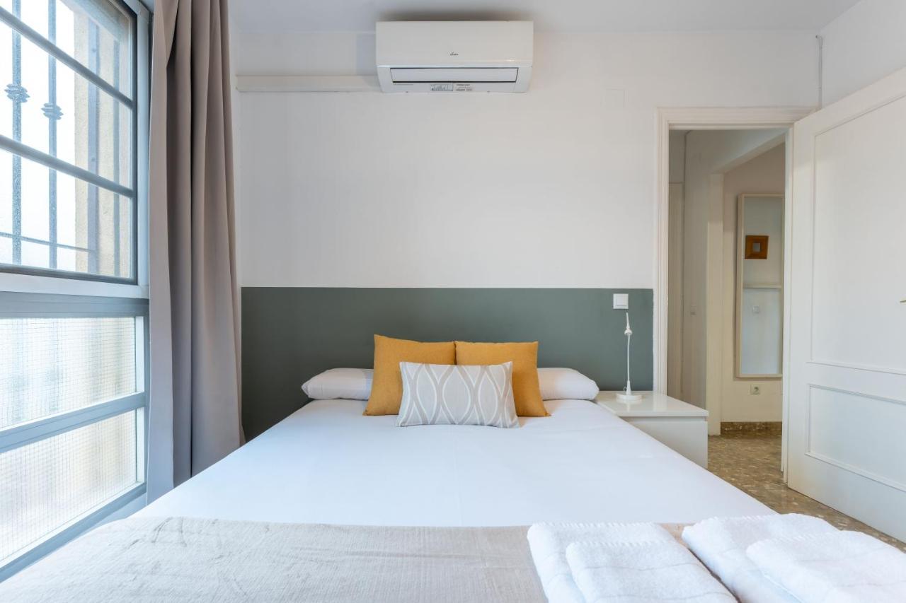 Claveles Apartment By Bossh! Apartments Malaga Ngoại thất bức ảnh