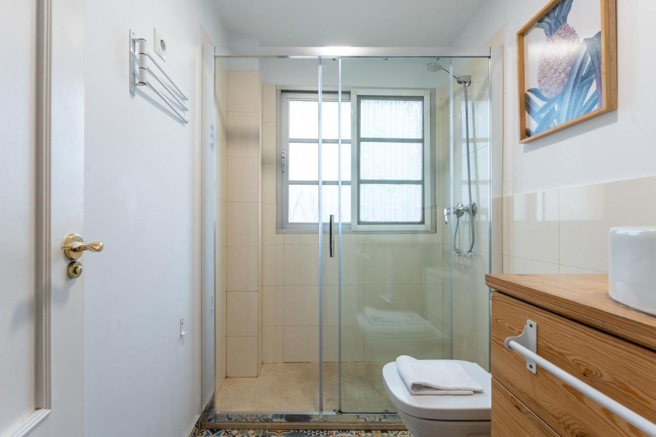 Claveles Apartment By Bossh! Apartments Malaga Ngoại thất bức ảnh